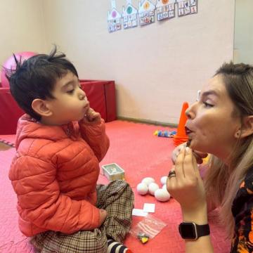 Similitudes y Diferencias entre Apraxia del Habla Infantil y Autismo